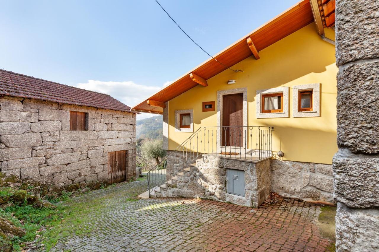 Casa Das Bonecas Vieira do Minho Esterno foto